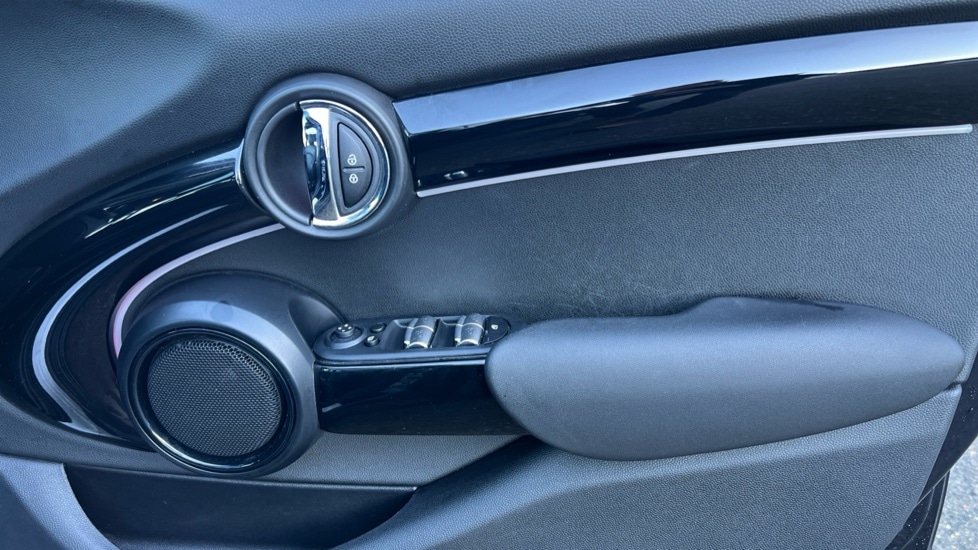 Used MINI Hatch 2023 for sale - 76873882: Photo 20