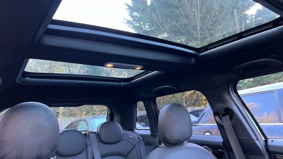 Used MINI Hatch 2023 for sale - 76873882: Photo 32