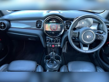 Used MINI Hatch 2023 for sale - 76873882: Photo