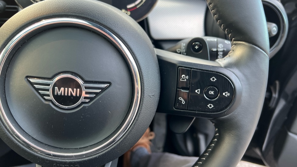 Used MINI Hatch 2022 for sale - 76597904: Photo 18