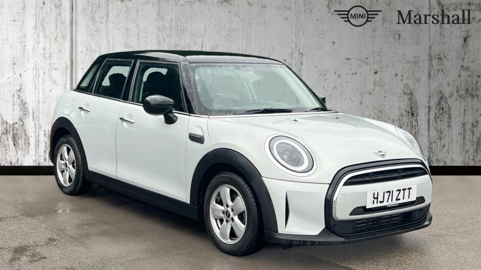 Used MINI Hatch 2021 for sale - 76874455: Photo 1