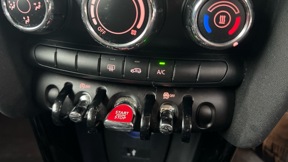 Used MINI Hatch 2021 for sale - 76874455: Photo 29