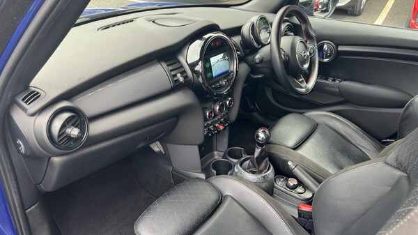 Used MINI Hatch 2018 for sale - 76146090: Photo 12