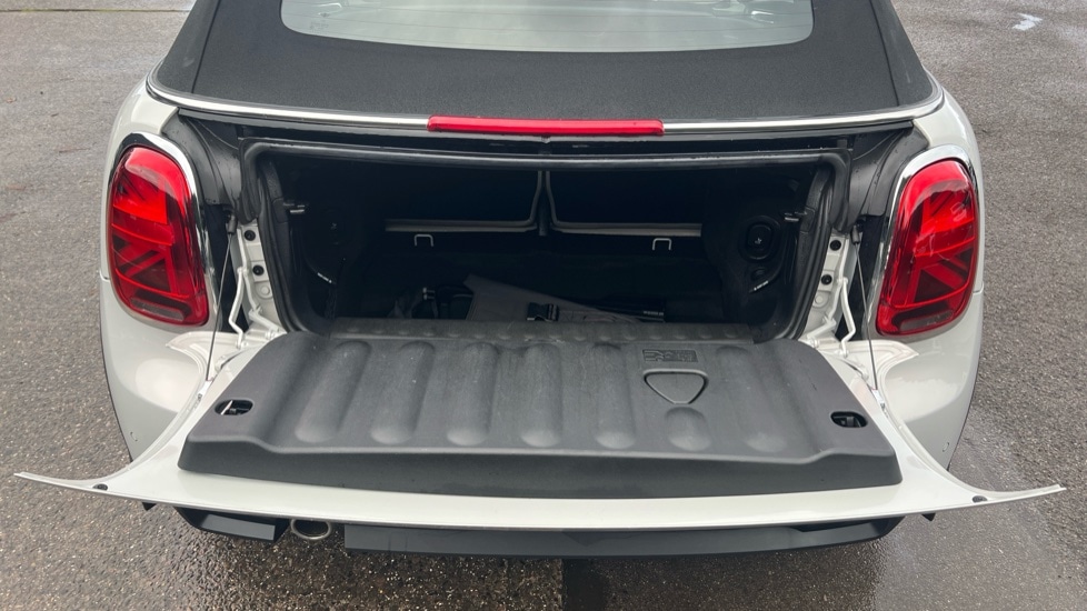 Used MINI Convertible 2022 for sale - 76647873: Photo 13