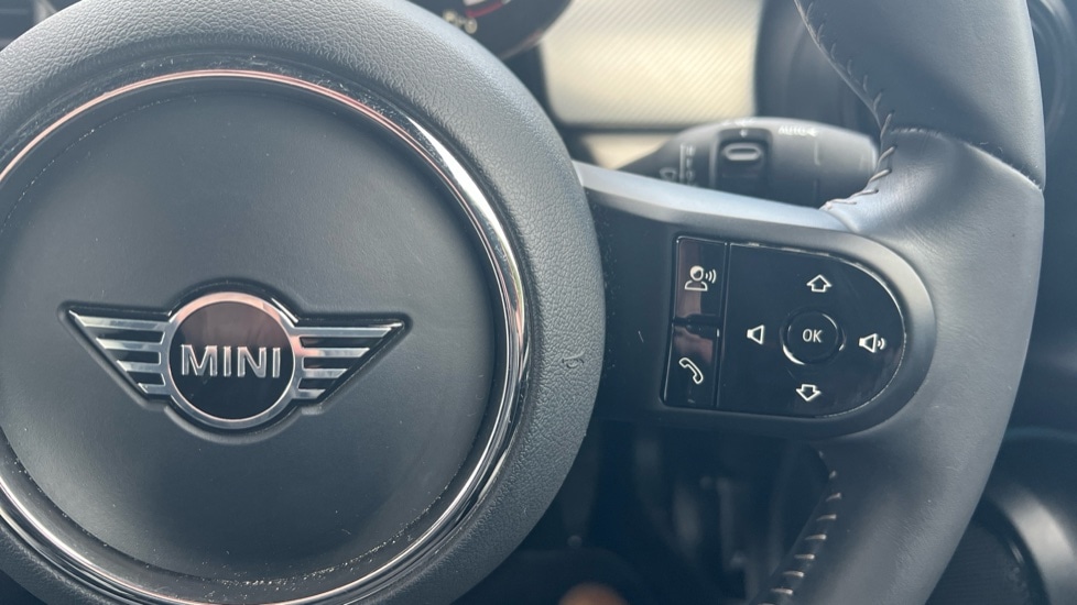 Used MINI Convertible 2022 for sale - 76647873: Photo 18