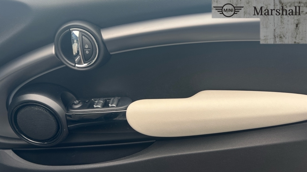 Used MINI Convertible 2022 for sale - 76647873: Photo 20