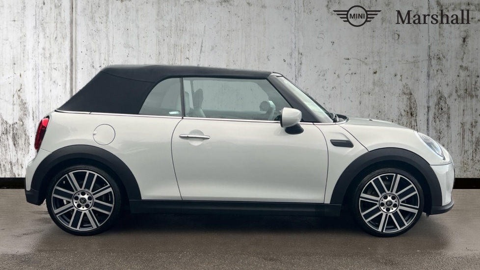 Used MINI Convertible 2022 for sale - 76647873: Photo 3