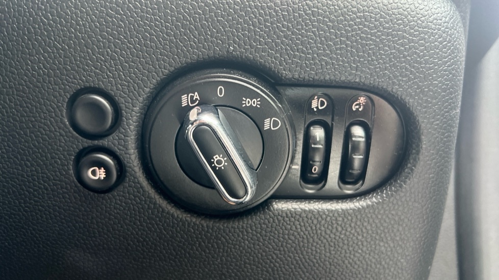 Used MINI Convertible 2022 for sale - 76647873: Photo 32