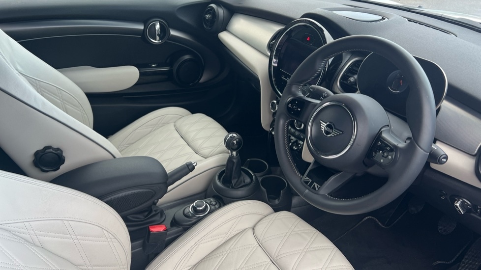 Used MINI Convertible 2022 for sale - 76647873: Photo 6