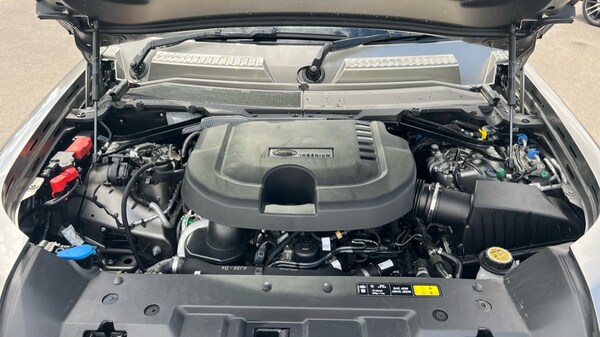 Used Land Rover Defender 2024 for sale - 75466784: Photo 16