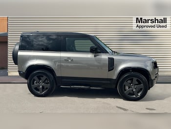 Used Land Rover Defender 2024 for sale - 75466784: Photo
