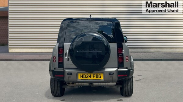 Used Land Rover Defender 2024 for sale - 75466784: Photo 4