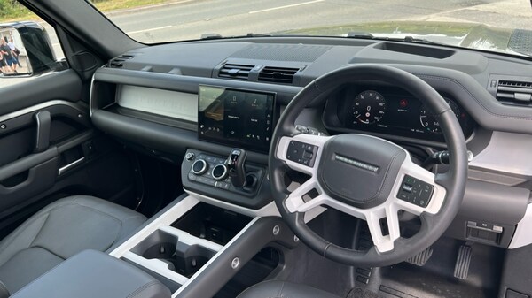 Used Land Rover Defender 2024 for sale - 75466784: Photo 9