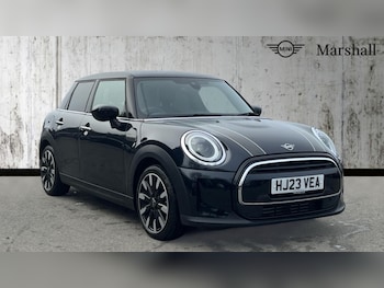 Used MINI Hatch 2023 for sale - 77031470: Photo