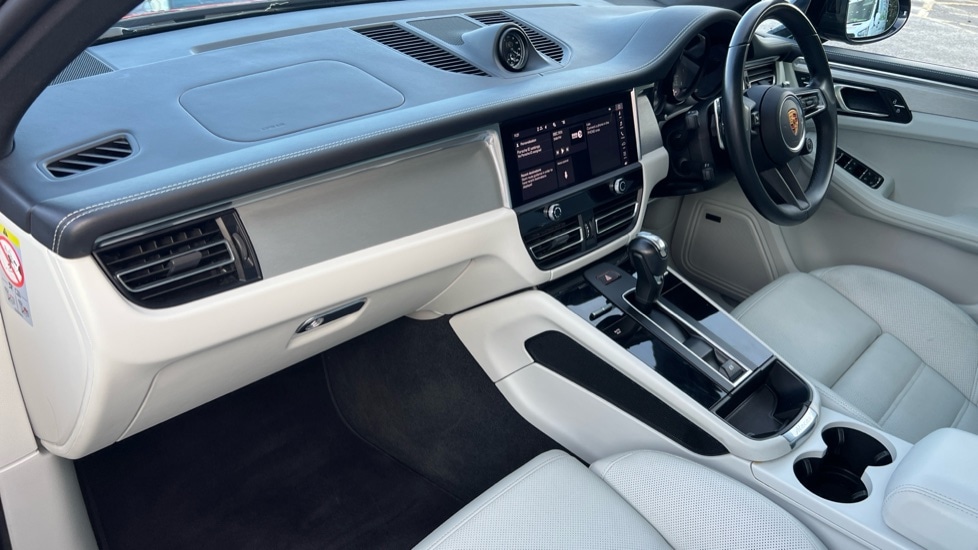 Used Porsche Macan 2022 for sale - 76623555: Photo 10