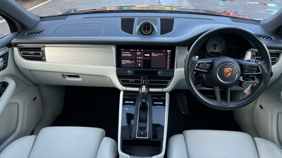 Used Porsche Macan 2022 for sale - 76623555: Photo 11