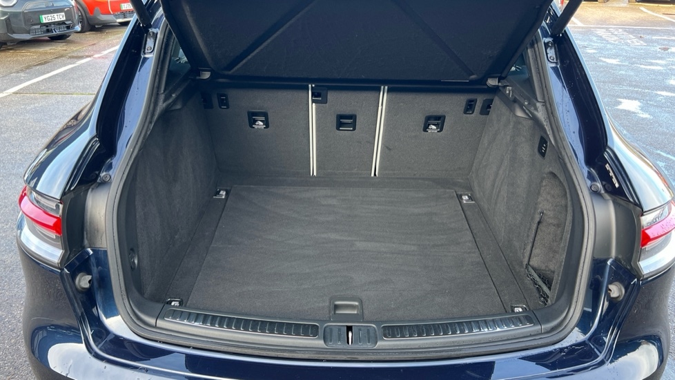 Used Porsche Macan 2022 for sale - 76623555: Photo 15