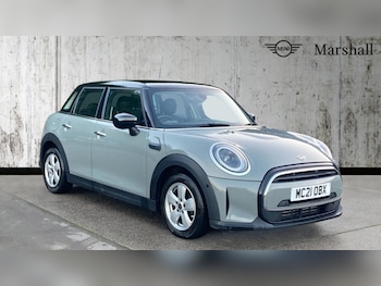 Used MINI Hatch 2021 for sale - 76874475: Photo
