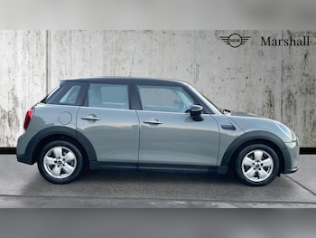 Used MINI Hatch 2021 for sale - 76874475: Photo