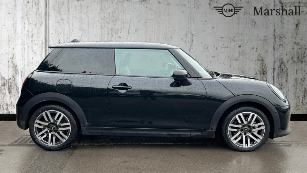 Used MINI Cooper 2024 for sale - 76874688: Photo 3