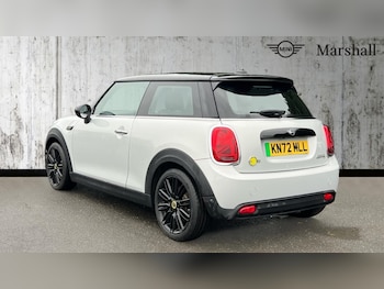 Used MINI Hatch 2022 for sale - 76871647: Photo