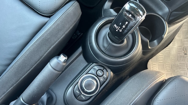 Used MINI Convertible 2023 for sale - 76145956: Photo 10