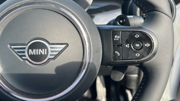 Used MINI Convertible 2023 for sale - 76145956: Photo 18