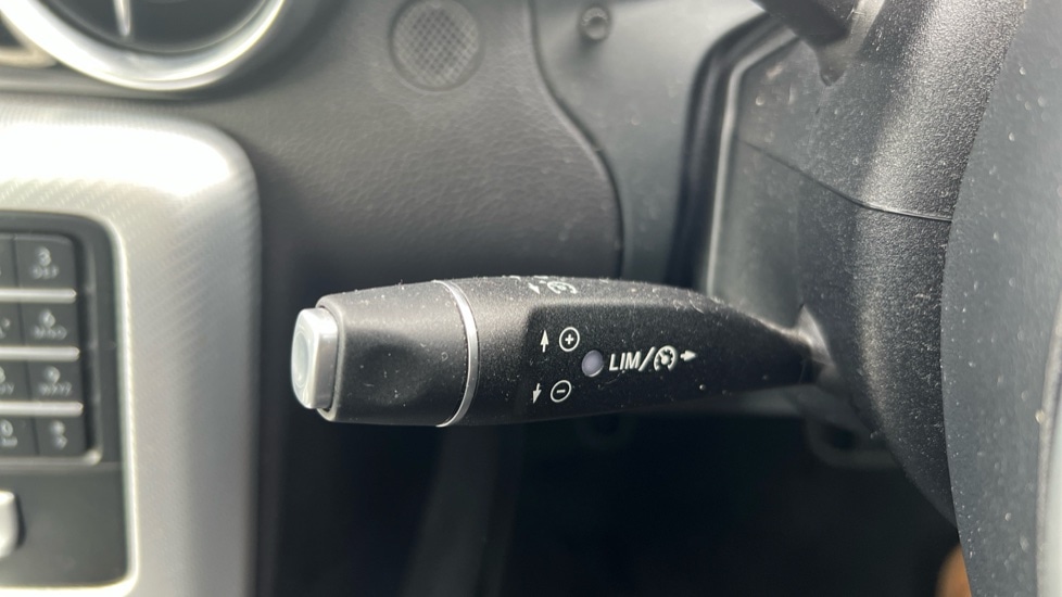 Used Mercedes-Benz SLC 2019 for sale - 76942896: Photo 24