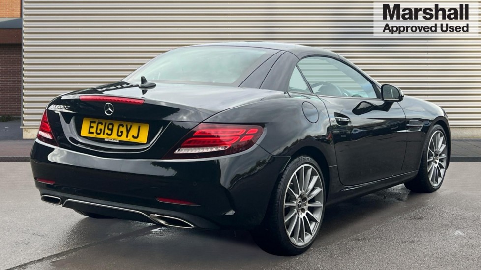 Used Mercedes-Benz SLC 2019 for sale - 76942896: Photo 3