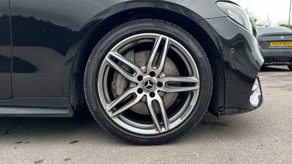 Used Mercedes-Benz E-Class 2019 for sale - 75537355: Photo 20