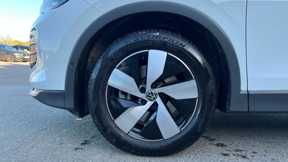 Used Volkswagen Tiguan 2024 for sale - 76609710: Photo 17