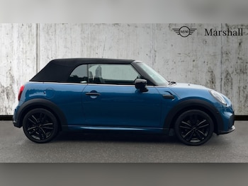 Used MINI Convertible 2023 for sale - 76960134: Photo