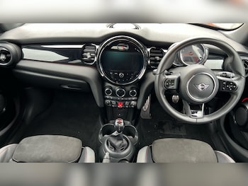 Used MINI Hatch 2022 for sale - 76328194: Photo