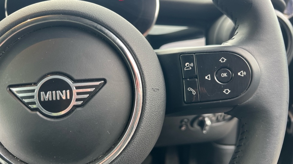 Used MINI Hatch 2022 for sale - 76869499: Photo 18