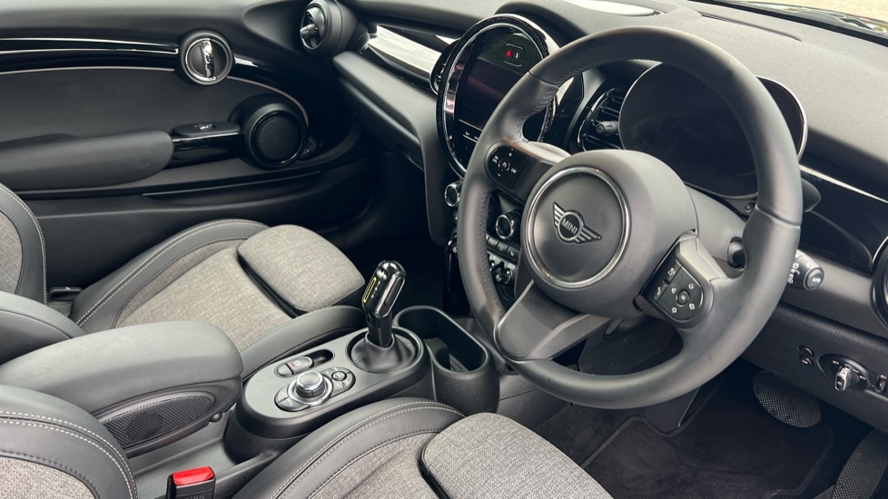 Used MINI Hatch 2022 for sale - 76869499: Photo 6