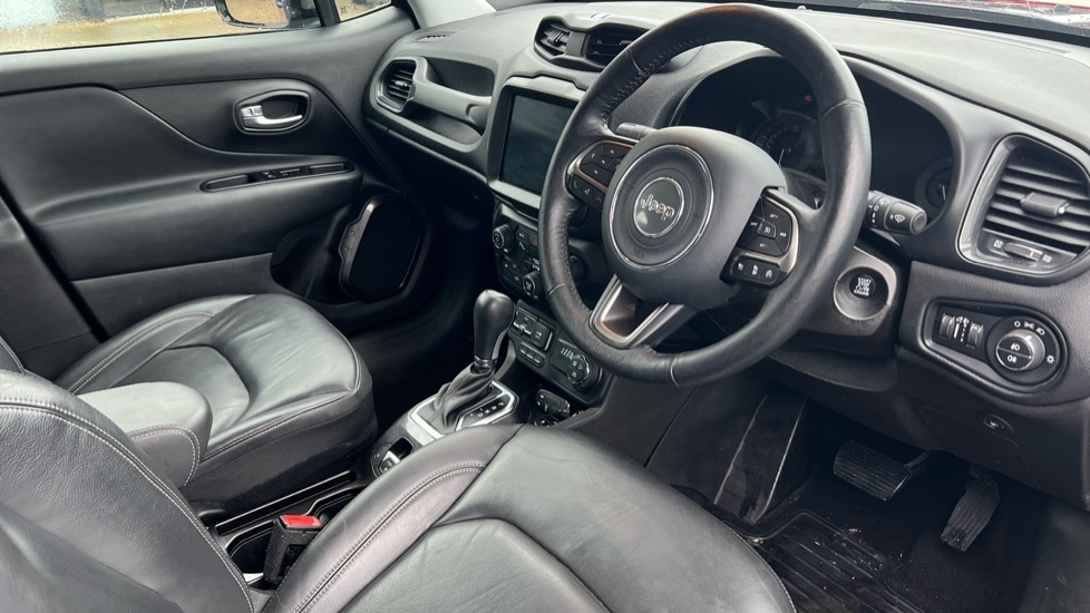 Used Jeep Renegade 2021 for sale - 76874656: Photo 10