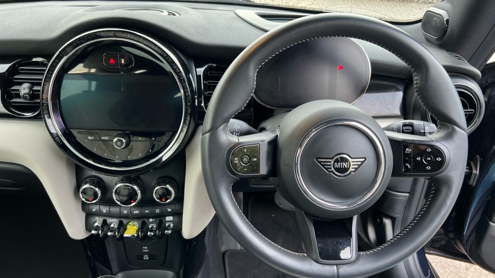 Used MINI Hatch 2022 for sale - 76328260: Photo 5