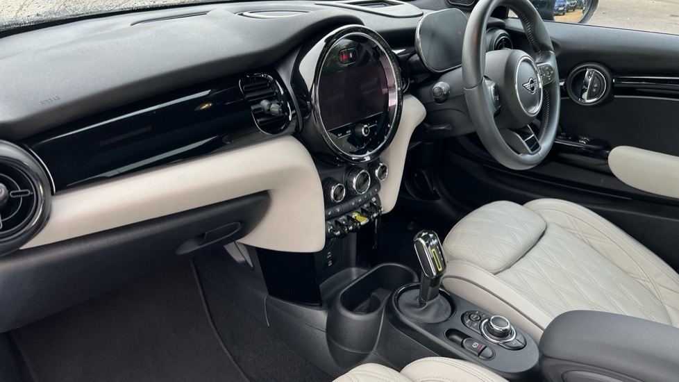 Used MINI Hatch 2022 for sale - 76328260: Photo 7