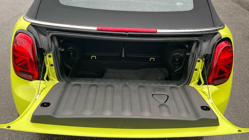 Used MINI Convertible 2022 for sale - 76140277: Photo 13
