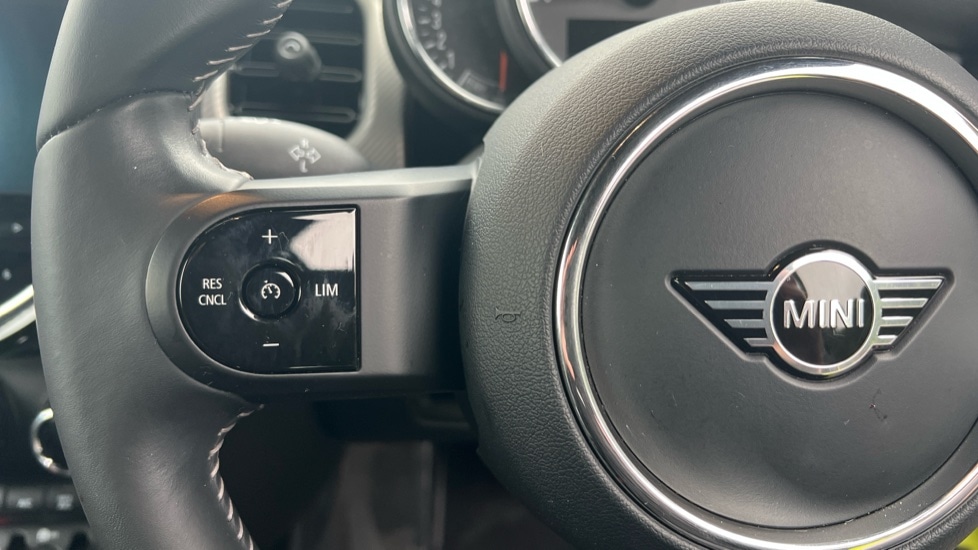 Used MINI Convertible 2022 for sale - 76140277: Photo 17