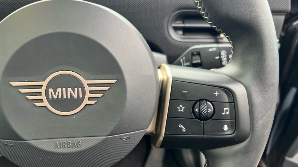 Used MINI Cooper 2024 for sale - 76766240: Photo 18