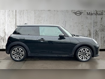 Used MINI Cooper 2024 for sale - 76766240: Photo