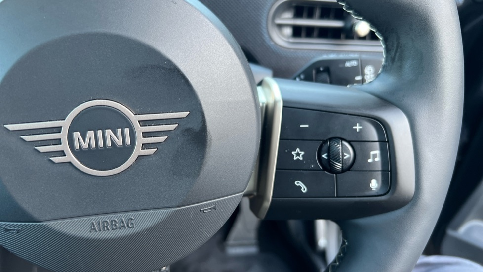 Used MINI Cooper 2025 for sale - 76254985: Photo 18