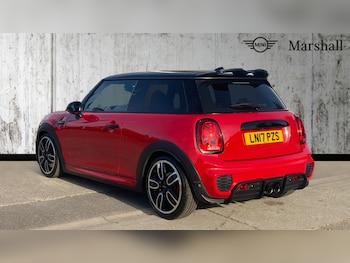 Used MINI Hatch 2017 for sale - 76217170: Photo 2