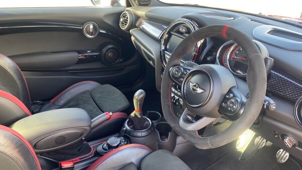 Used MINI Hatch 2017 for sale - 76217170: Photo 6