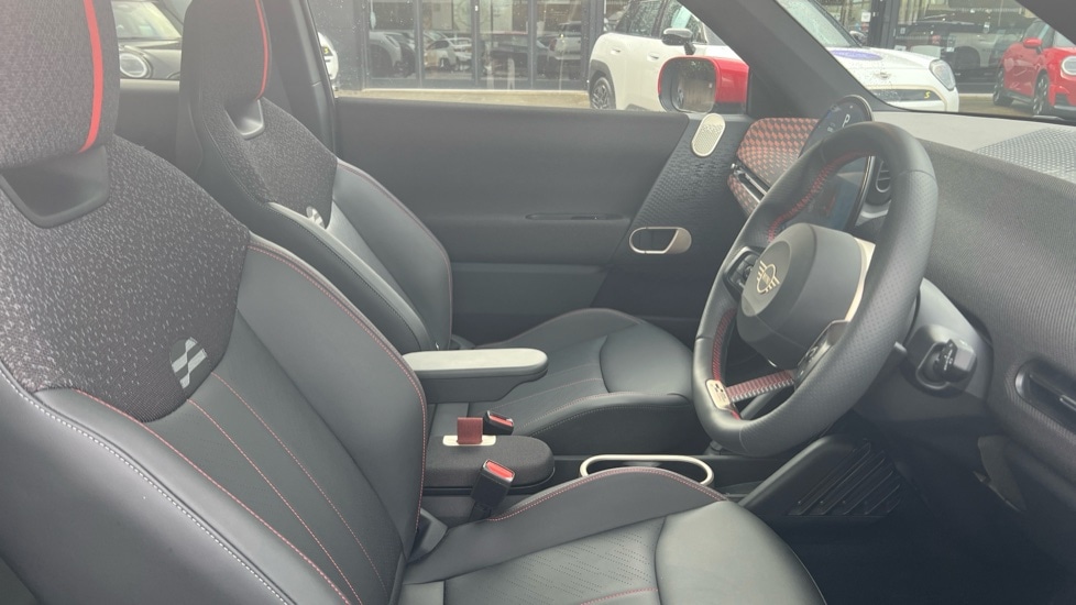 Used MINI Cooper 2024 for sale - 76652564: Photo 11