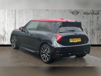 Used MINI Cooper 2024 for sale - 76652564: Photo