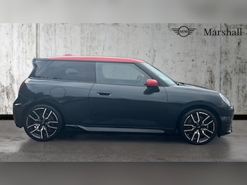 Used MINI Cooper 2024 for sale - 76652564: Photo