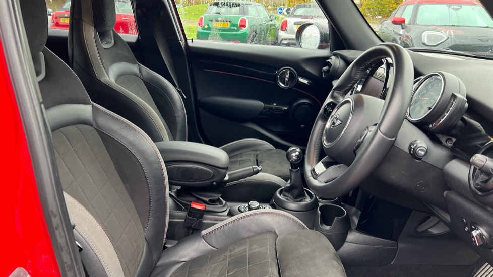 Used MINI Hatch 2022 for sale - 76870402: Photo 11