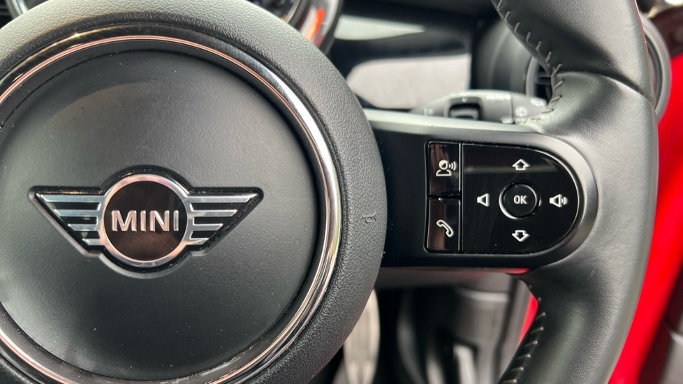 Used MINI Hatch 2022 for sale - 76870402: Photo 18